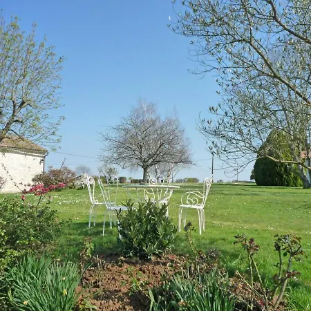Daignac, 3 Pièces, 4 Personnes - Fr-1-440-155 Daignac